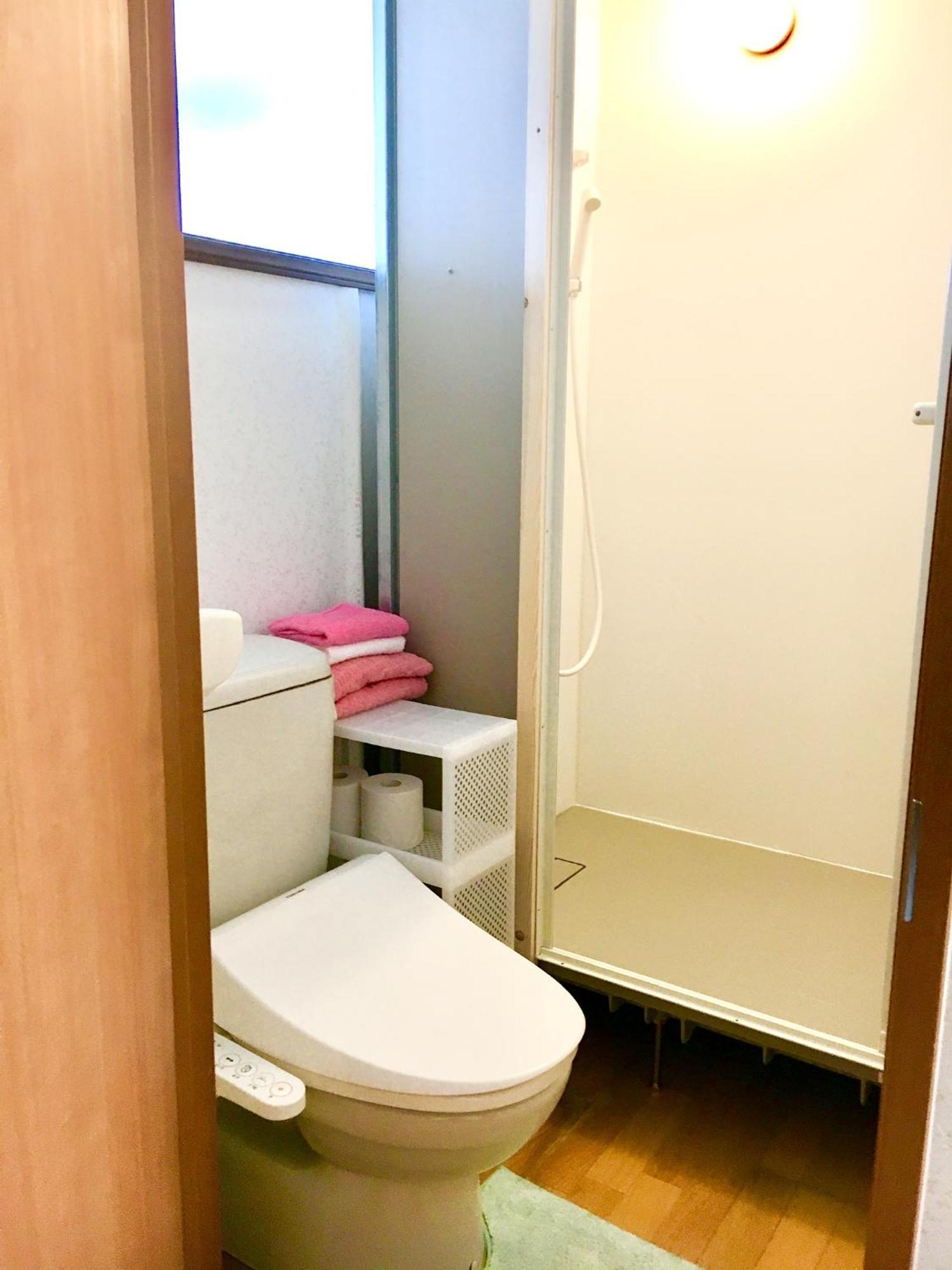 Guest House Izumi ภายนอก รูปภาพ